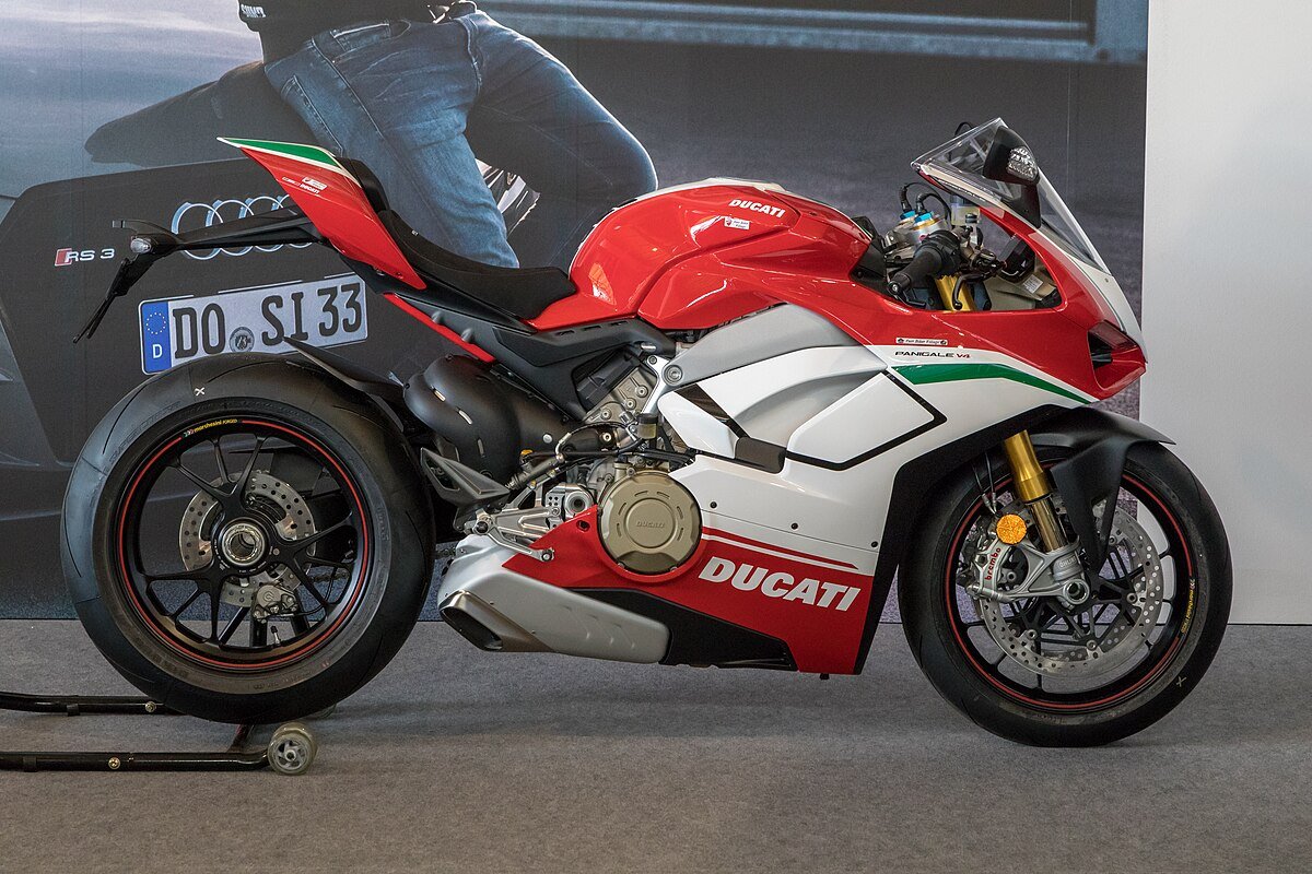 2025 Ducati Panigale V4 Unveiled in India Starting at Rs. 29.99 Lakh